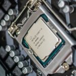 Cztery kolejne luki sprzętowe w procesorach Intela